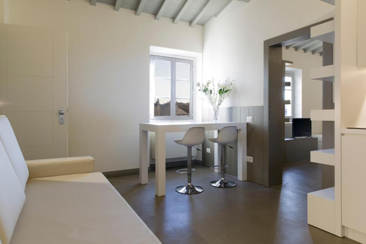 Deluxe One-Bedroom Suite