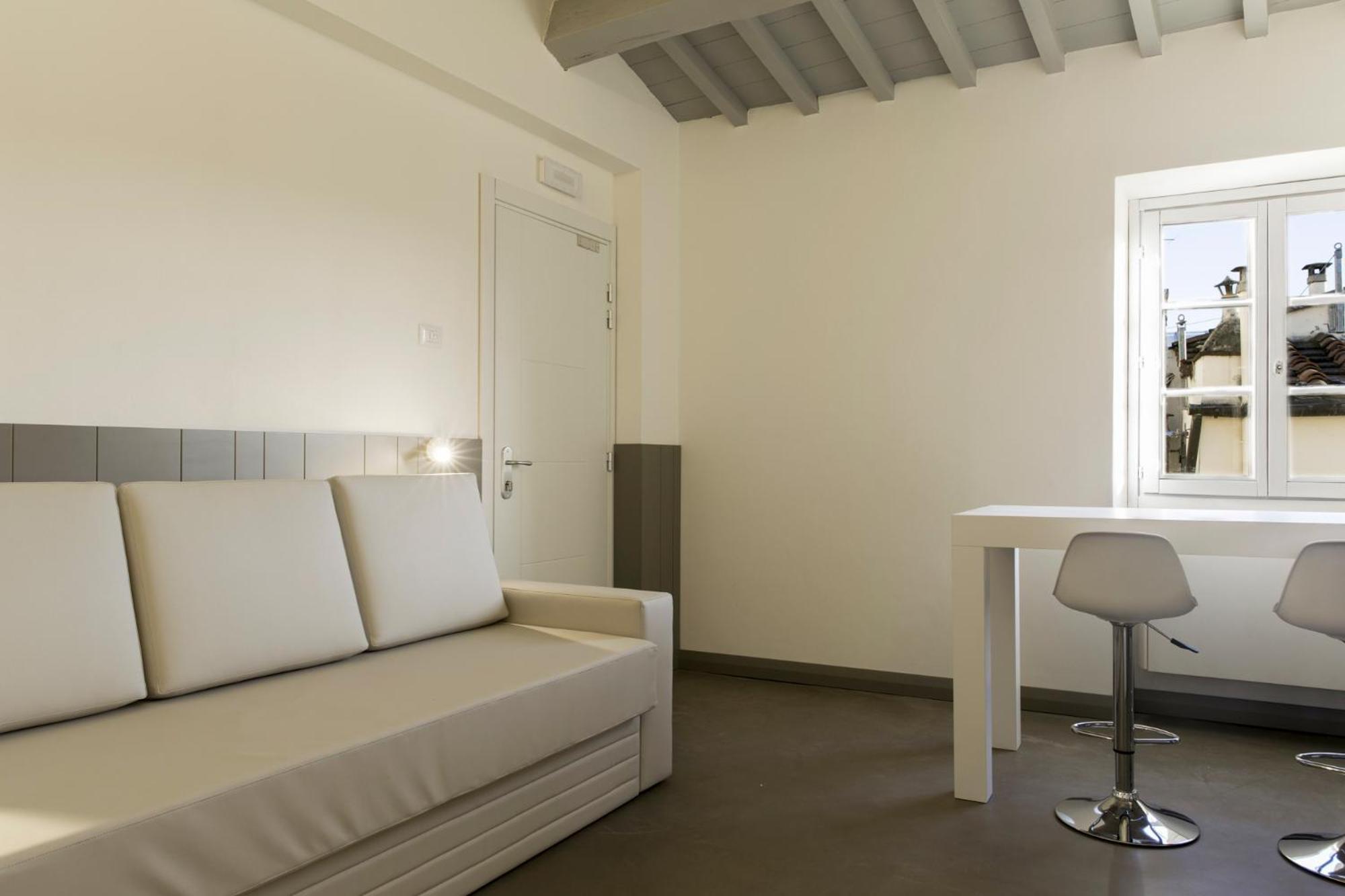 Deluxe One-Bedroom Suite
