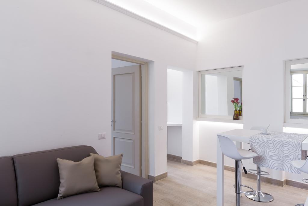 Deluxe One-Bedroom Suite